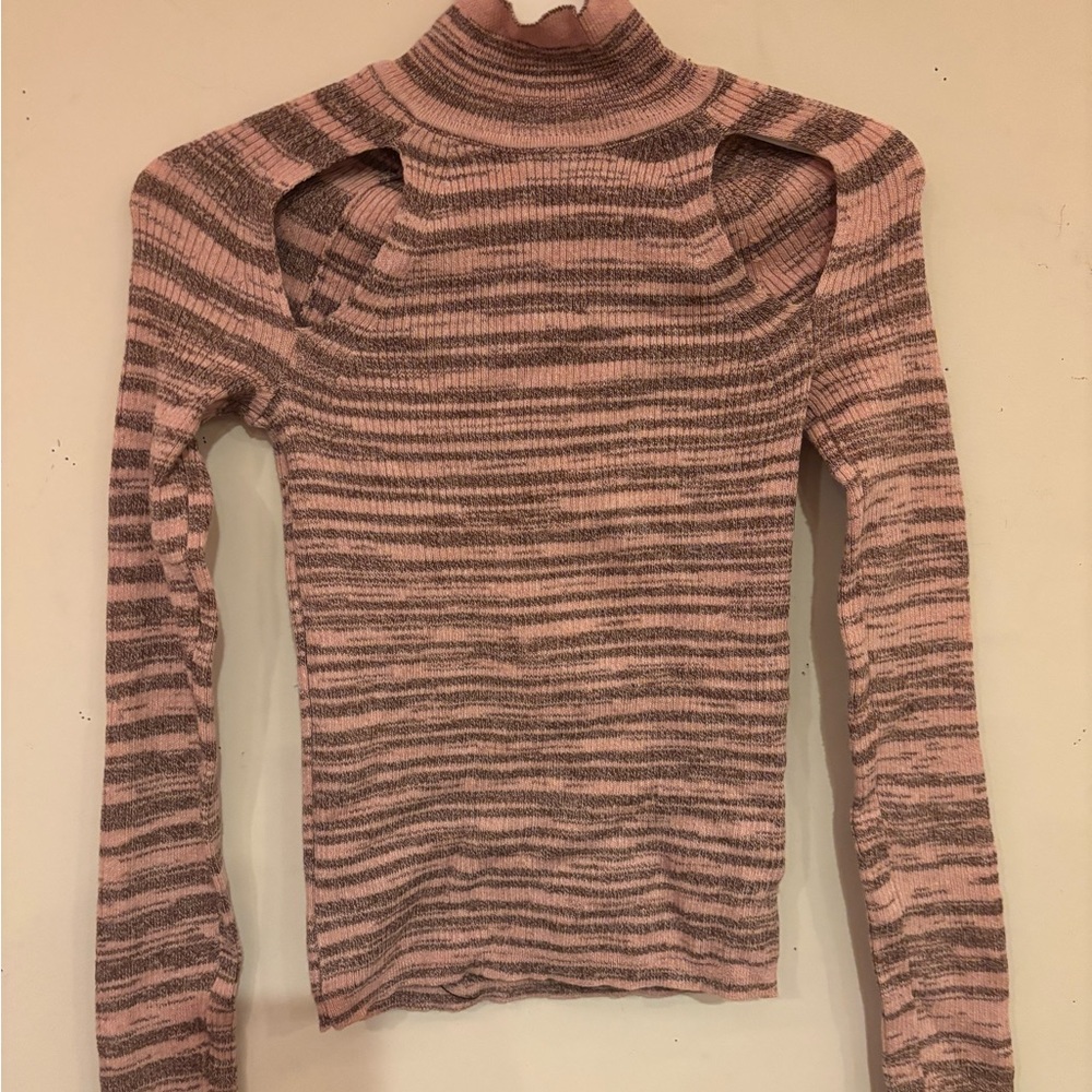 Wild Fable Pink and Gray Long Sleeve Tee